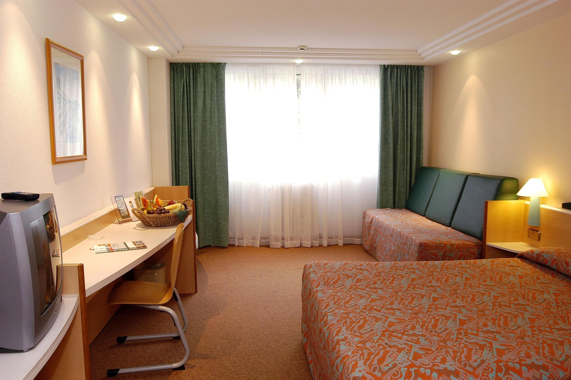 Hotel Tropical Les Escaldes Zewnętrze zdjęcie