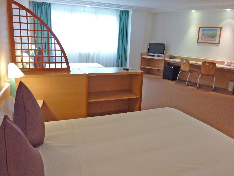 Hotel Tropical Les Escaldes Zewnętrze zdjęcie
