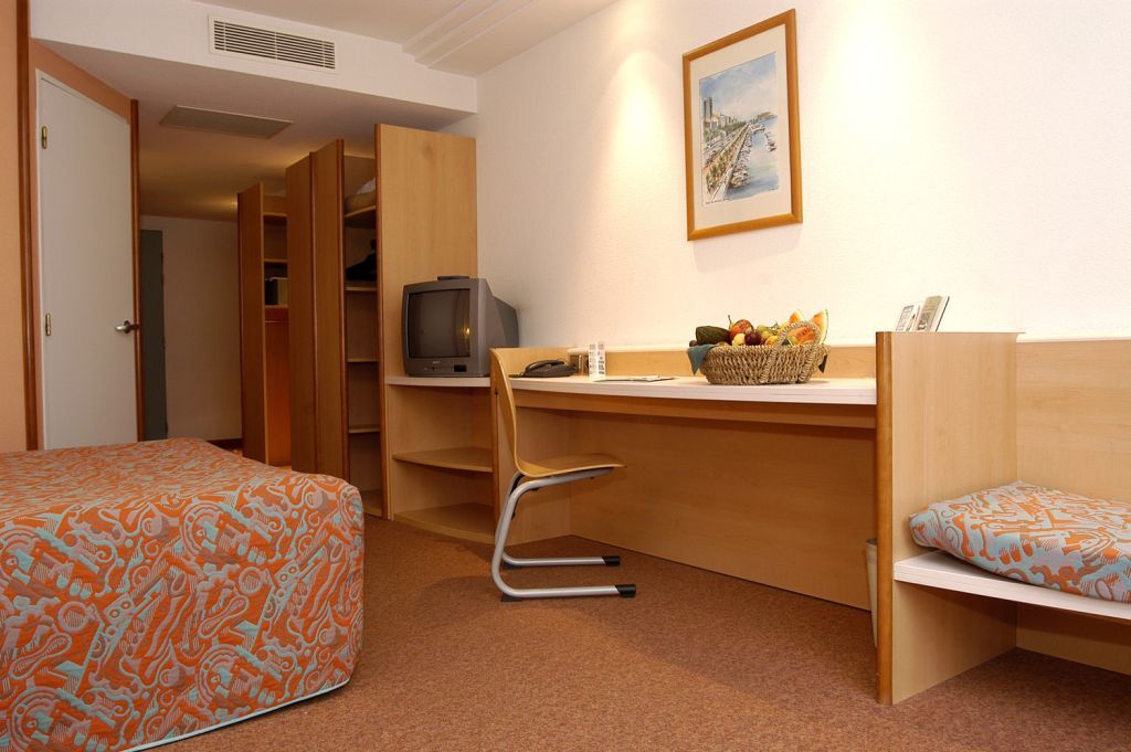 Hotel Tropical Les Escaldes Zewnętrze zdjęcie