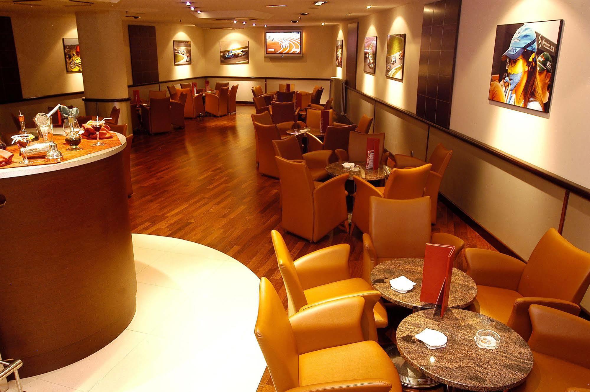 Hotel Tropical Les Escaldes Zewnętrze zdjęcie